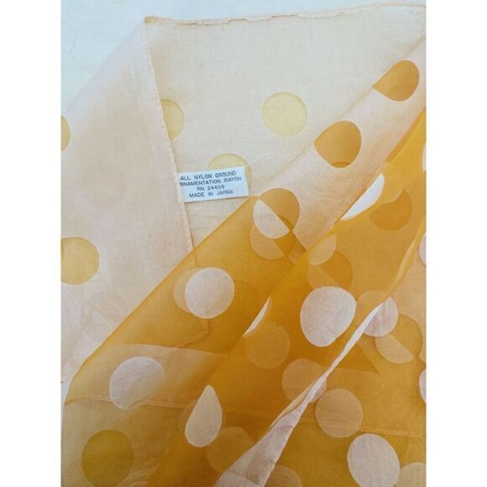 2‎ Vintage Rayon Nylon Blend Yellow 150x70 Orange 100% Nylon  26x25 See Photos - Picture 3 of 9